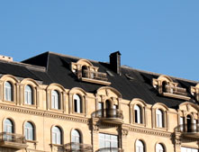 Baku city, A roof of a building over a Sahil underground station, POIMUKATE metal roofing systems
